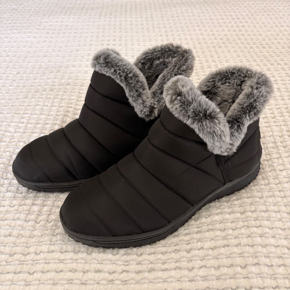 Minnetonka Women's Northtown Ankle Boots Size 8 Black Faux Fur Lined Booties EUC